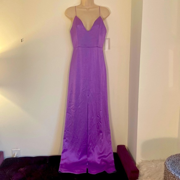 Alice + Olivia Dresses & Skirts - Alice + Olivia Full-length Lavender Prom Gown - showroom sample - OS/small